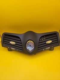 central dash vent